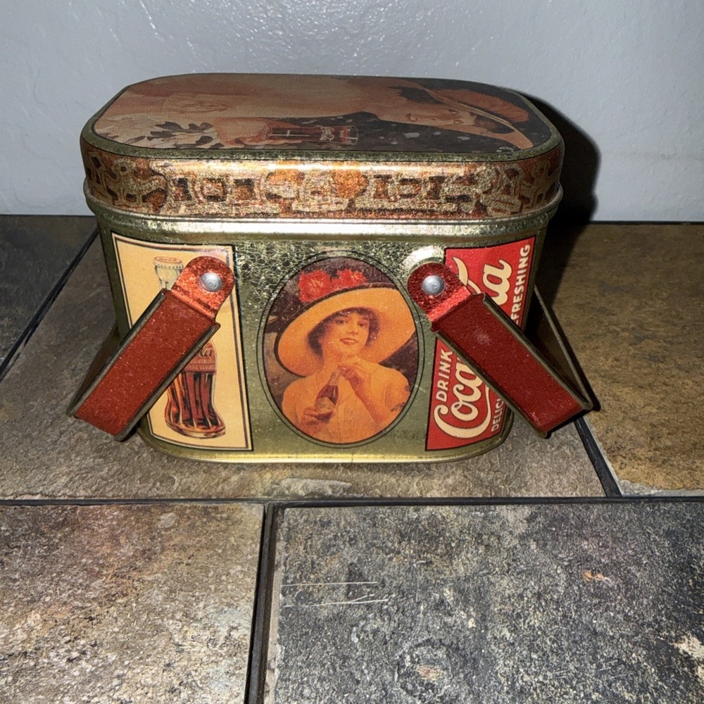 Vintage Coca Cola Tin Box With Lid & Handle Lady Holding Coke In Hand - Picture 3 of 5